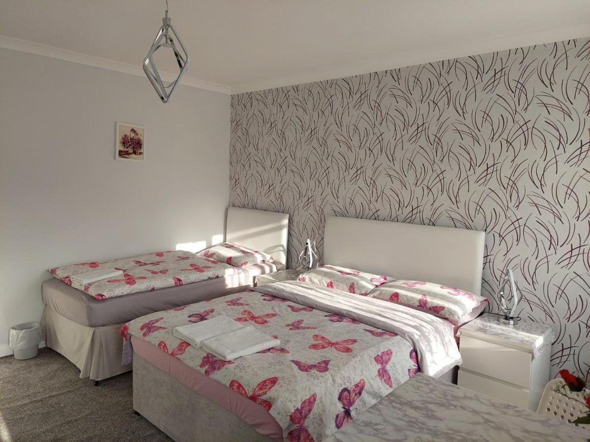 Home Accommodation Southampton Eksteriør billede