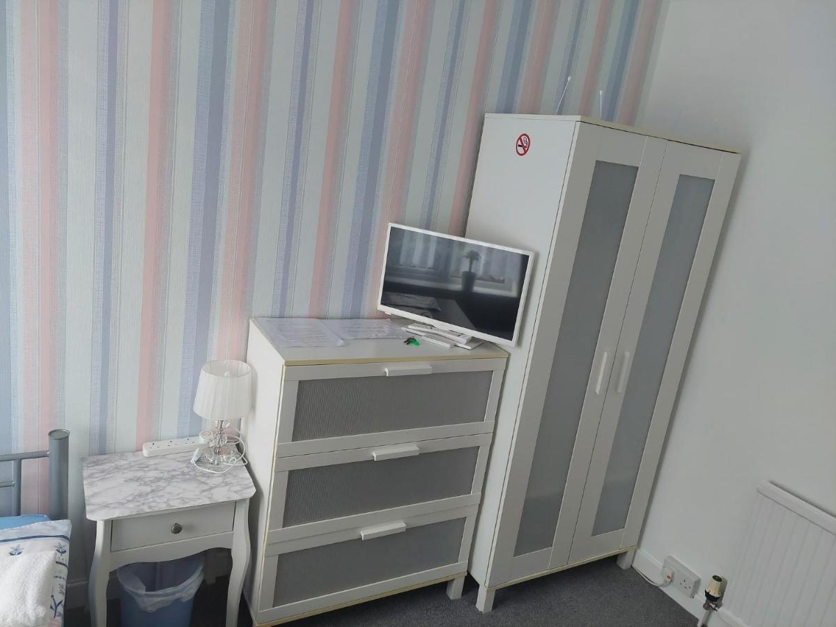 Home Accommodation Southampton Eksteriør billede