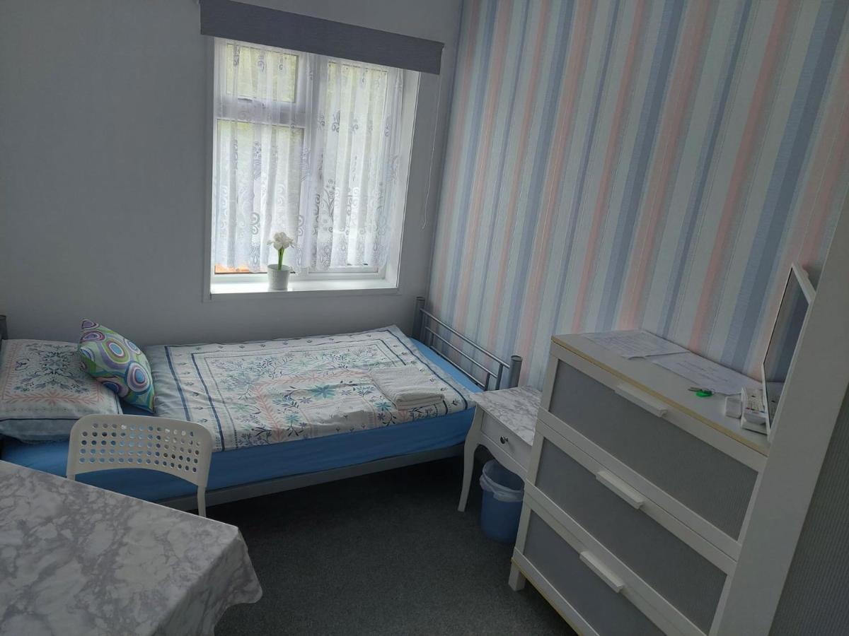 Home Accommodation Southampton Eksteriør billede