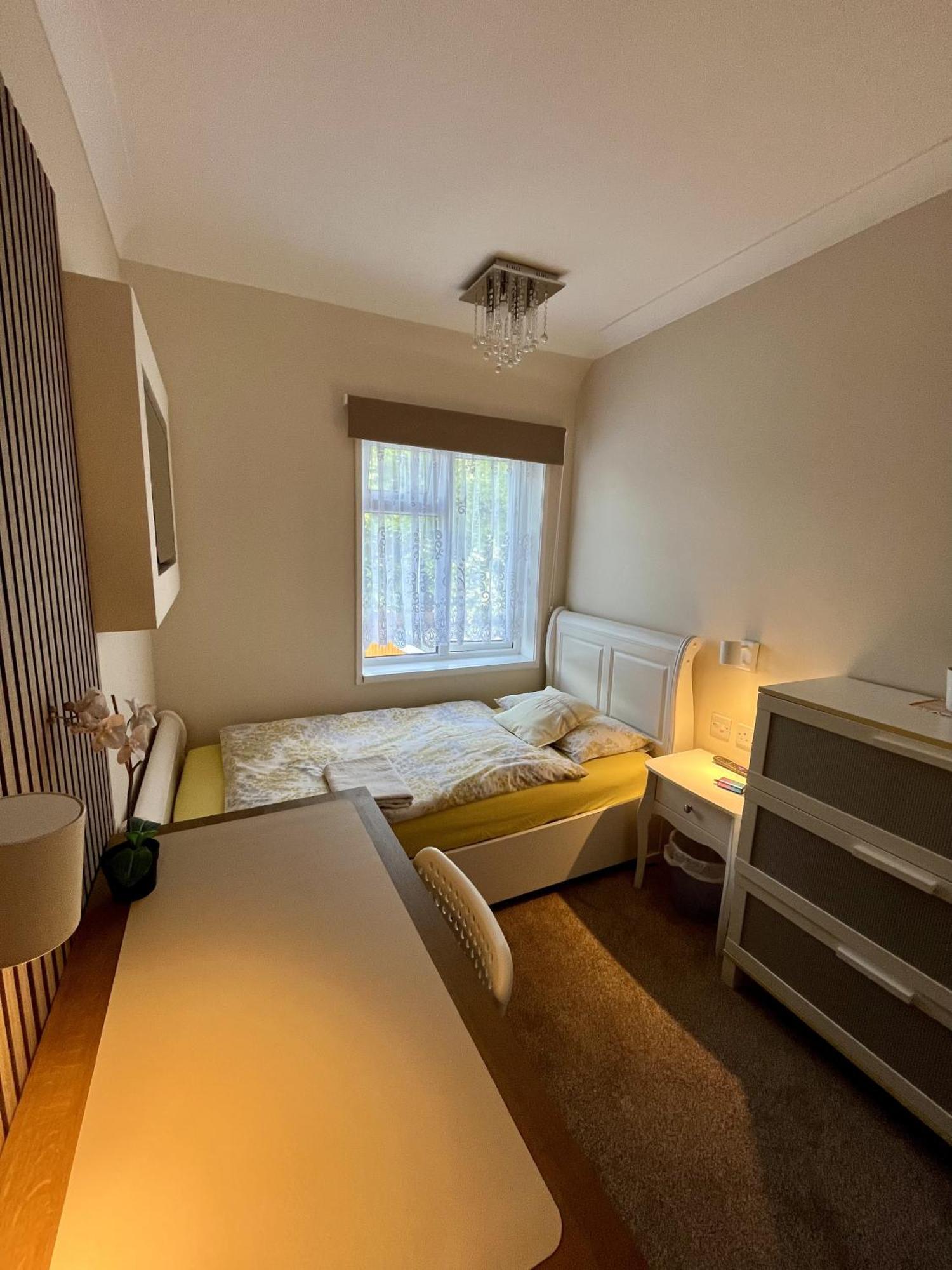 Home Accommodation Southampton Eksteriør billede